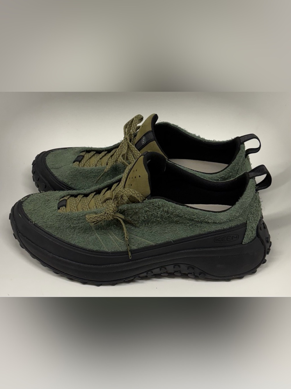 KEEN KS Mino Men's Shoes Size 11 Bronze Green Martini Olive 1031259 Hairy Suede